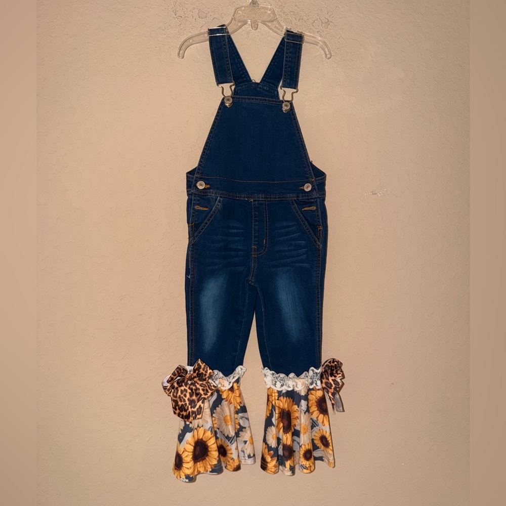Sunflower 🌻 Denim Overalls for Kids- 🌼BNWOT🌼